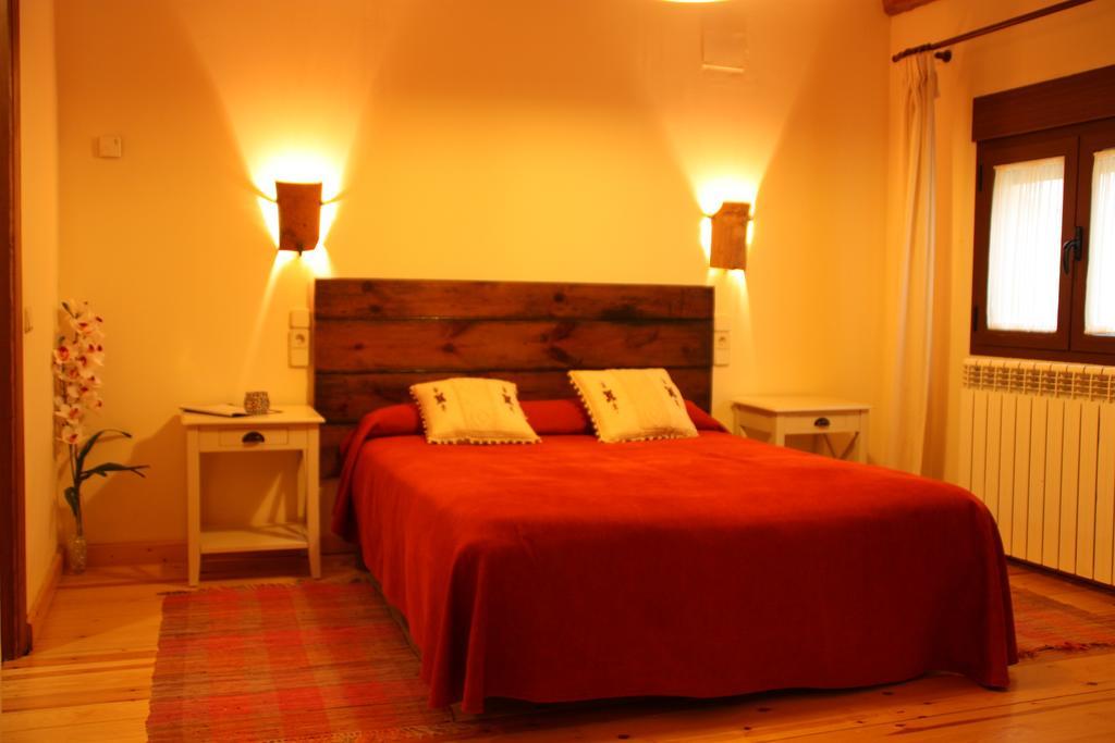 La Casa De La Estacion Hotel Sarrión Szoba fotó
