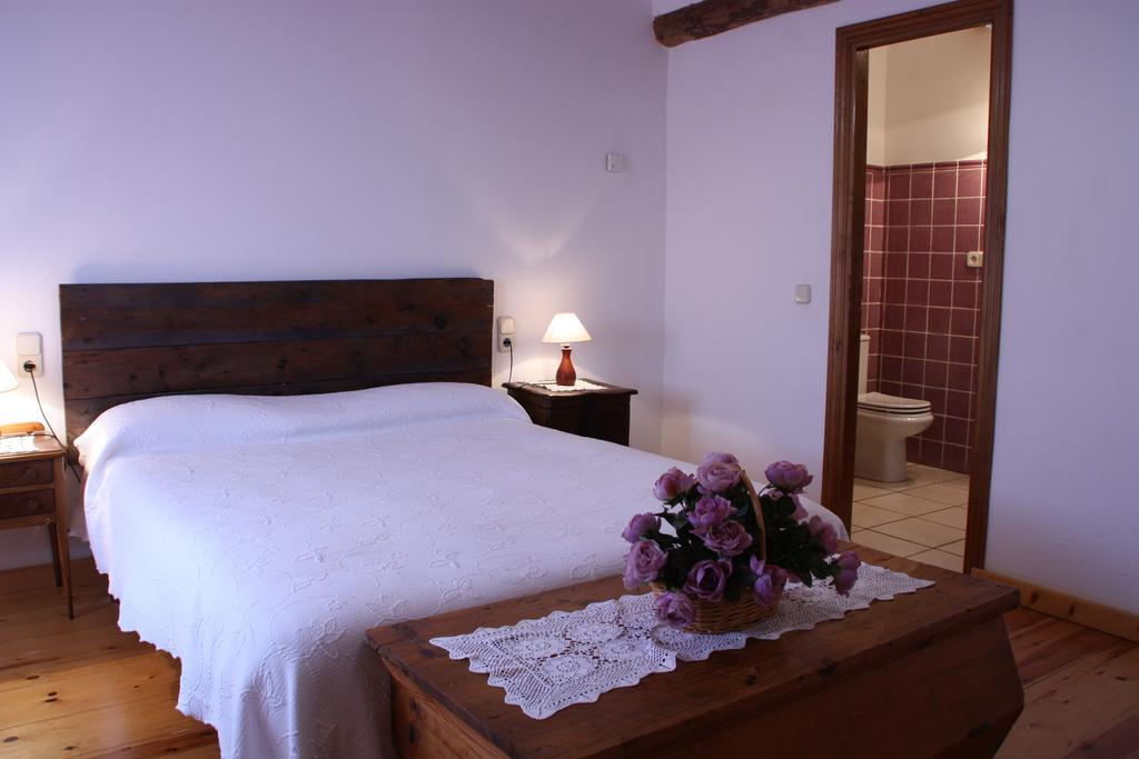 La Casa De La Estacion Hotel Sarrión Kültér fotó