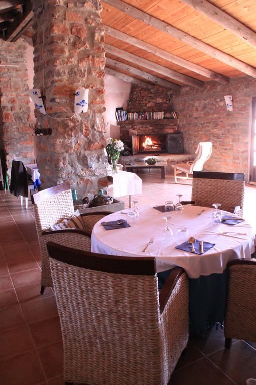 La Casa De La Estacion Hotel Sarrión Kültér fotó